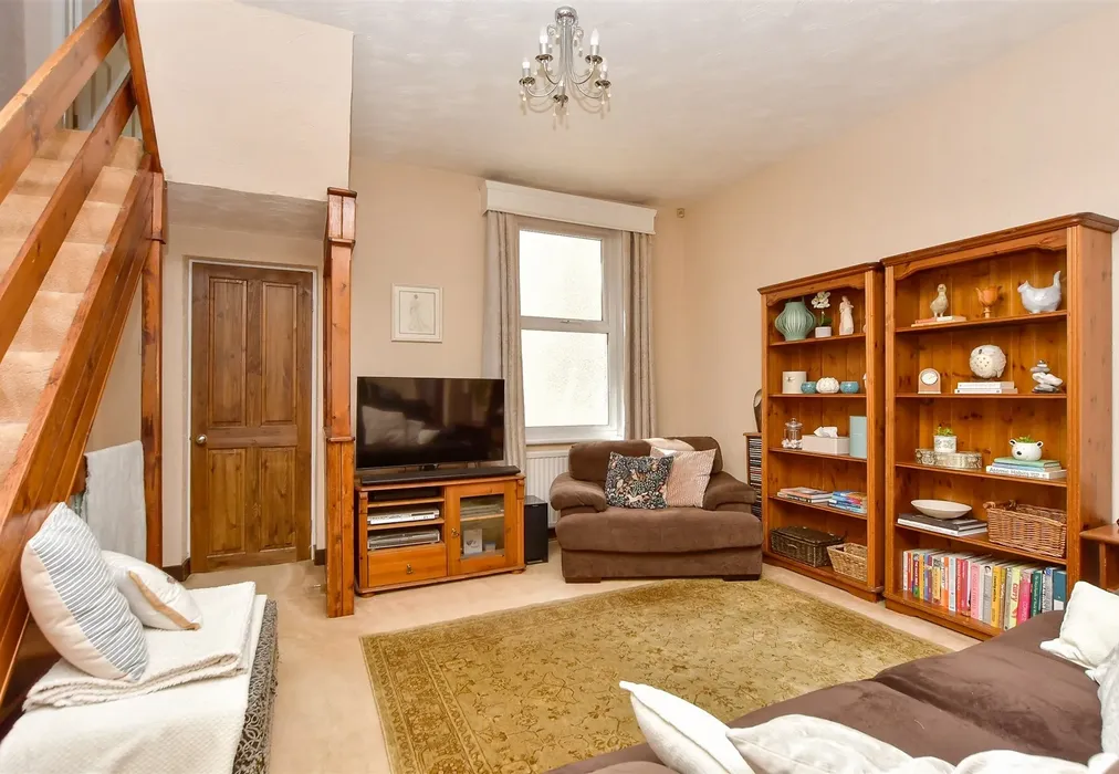 Lounge - Paget Street, Gillingham, Kent - Wards of Kent