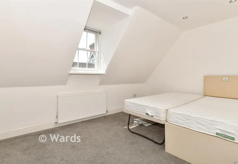 Bedroom 3 - West Street, Faversham, Kent - Wards of Kent