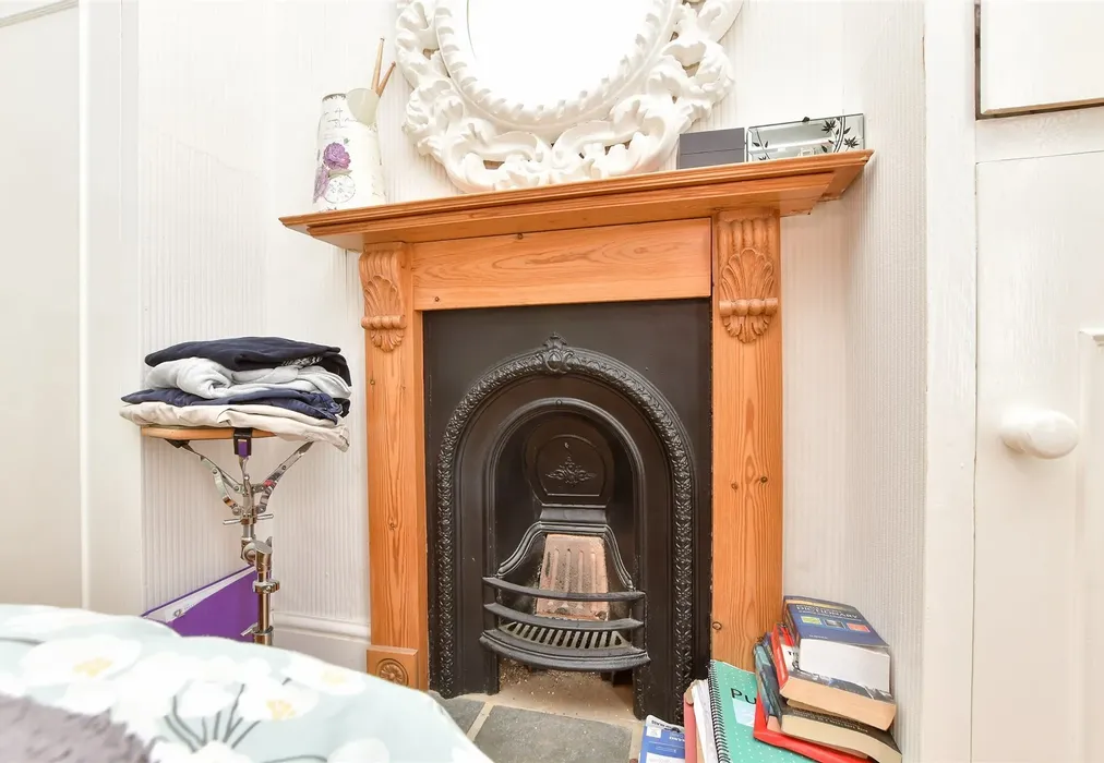 Internal Feature - Milton Avenue, Margate, Kent - Wards of Kent