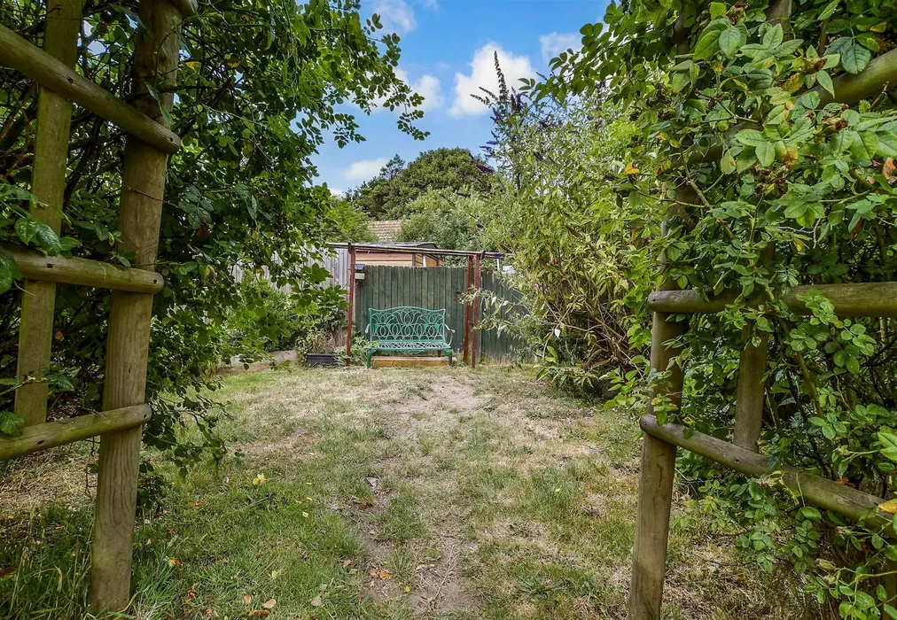 Rear Garden - Coast Drive, Greatstone, Kent - Wards of Kent