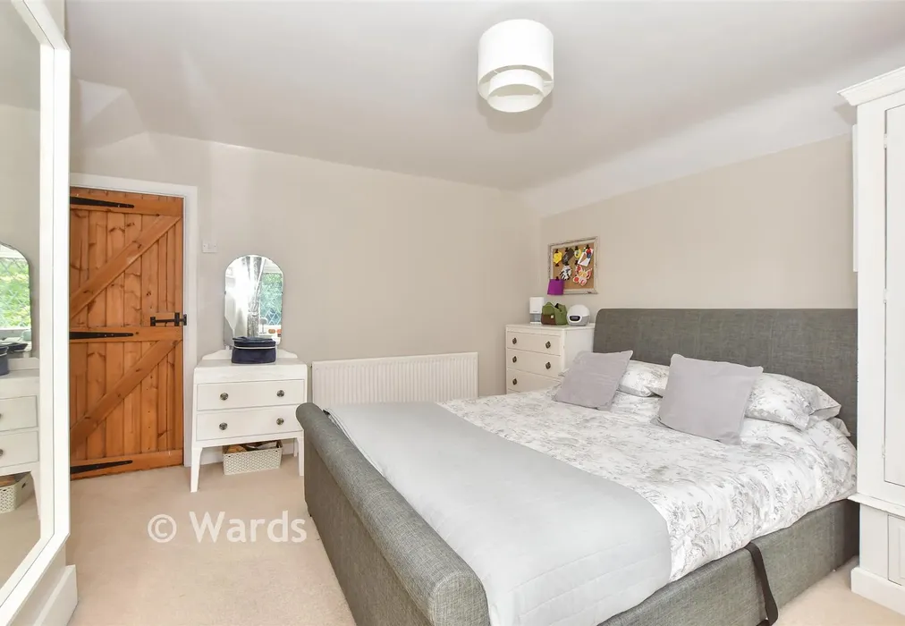 Bedroom 1 - Plain Road, Smeeth, Ashford, Kent - Wards of Kent