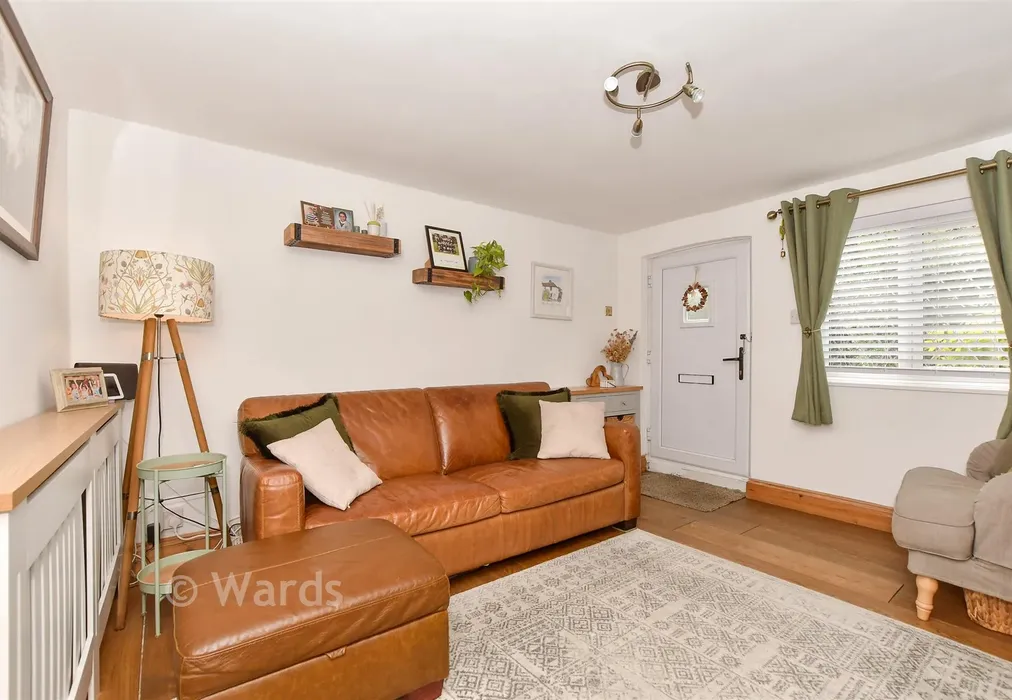 Lounge - Plain Road, Smeeth, Ashford, Kent - Wards of Kent