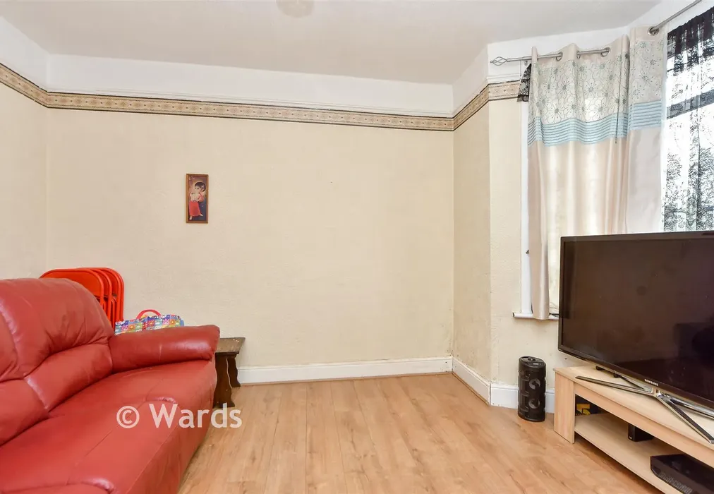 Lounge - Windmill Road, Gillingham, Kent - Wards of Kent
