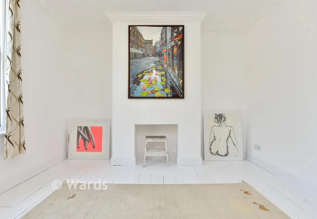 Lounge - St. Mary's Street, Canterbury, Kent - Wards of Kent