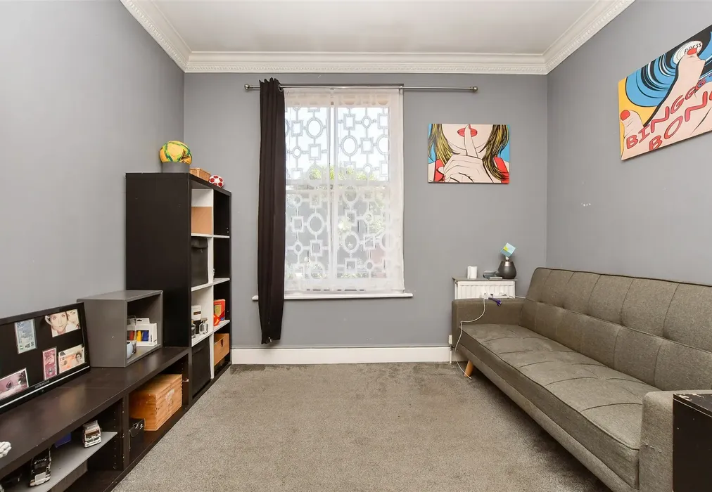 Bedroom 2 - St. Mary's Street, Canterbury, Kent - Wards of Kent