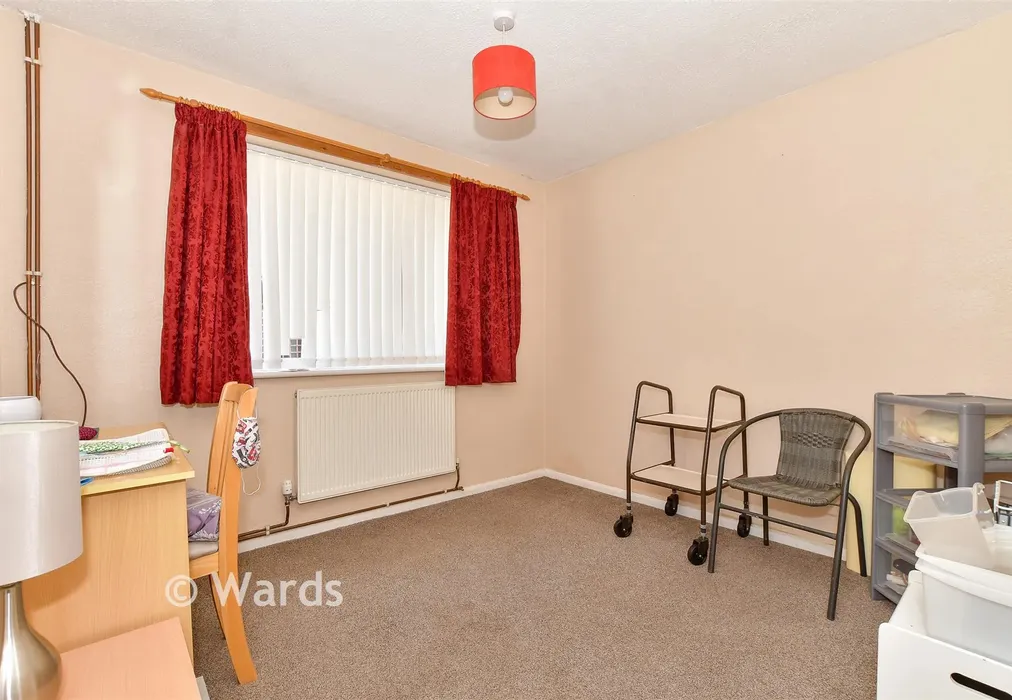 Bedroom 2 - Poplar Lane, Lydd, Kent - Wards of Kent