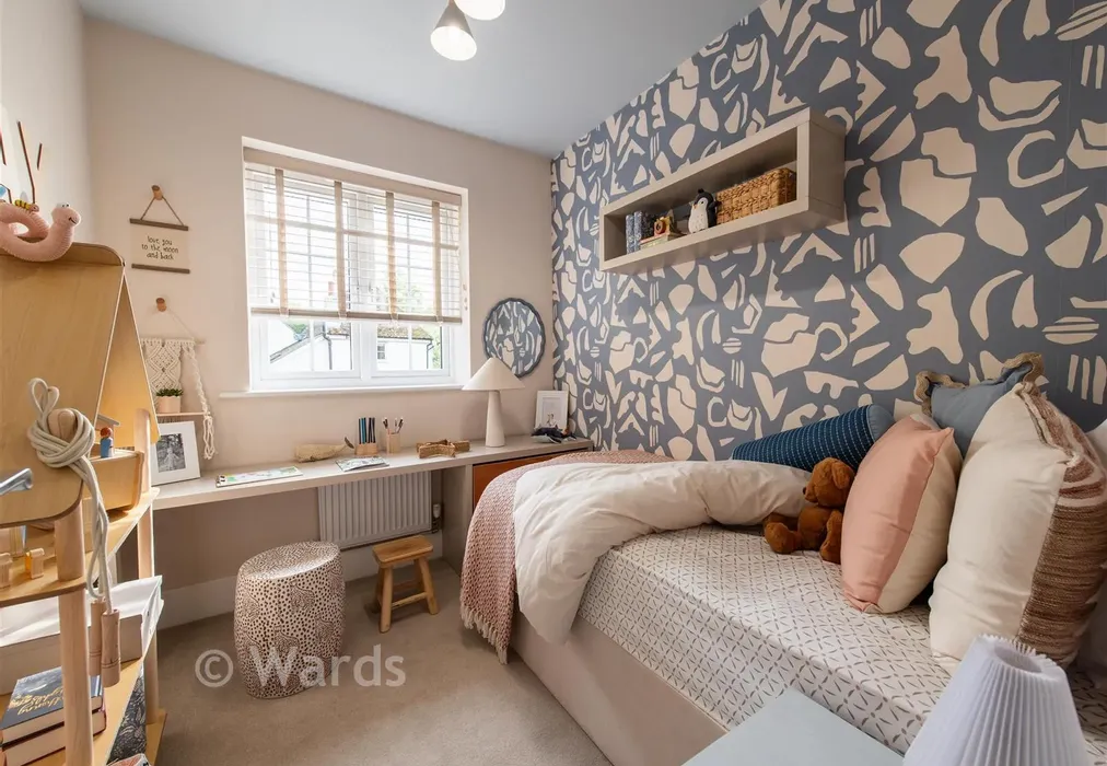 Bedroom 3 - Old Halt Close, Fernham Homes At Fawkham Rm, Longfield, Kent - Wards of Kent