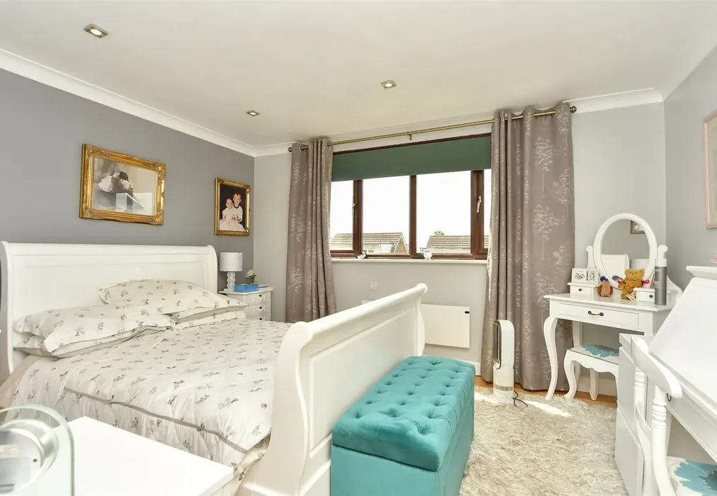 Bedroom 3 - Nelson Avenue, Minster On Sea, Sheerness, Kent - Wards of Kent