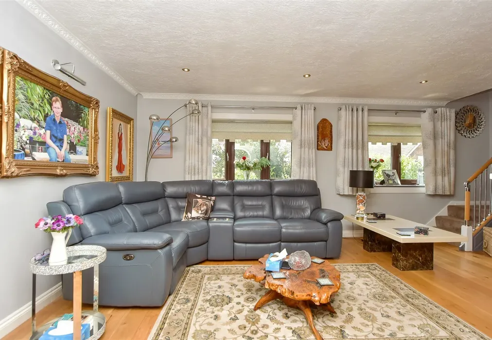 Lounge - Nelson Avenue, Minster On Sea, Sheerness, Kent - Wards of Kent