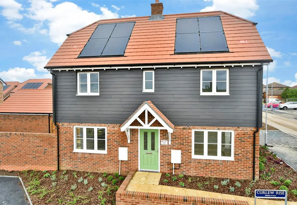 Example Front - Scocles Road, Blake Gardens, Minster On Sea, Sheerness, Kent - Wards of Kent