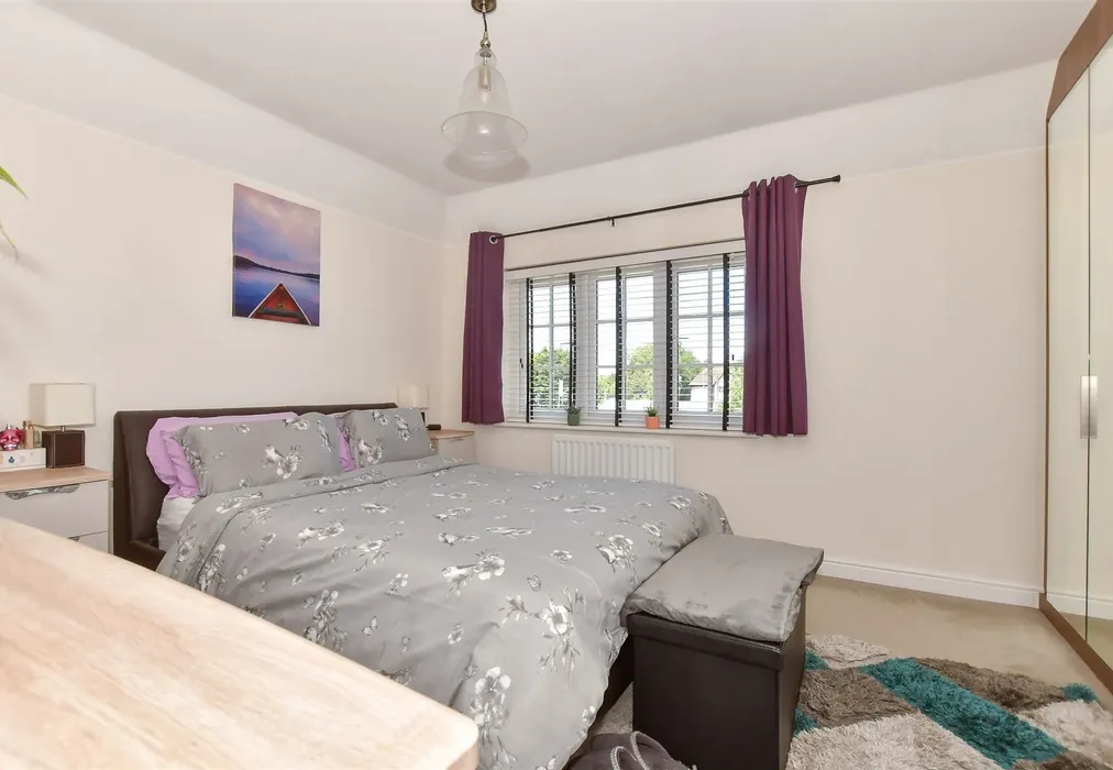 Bedroom 1 - Colt Place, Herne Bay, Kent - Wards of Kent