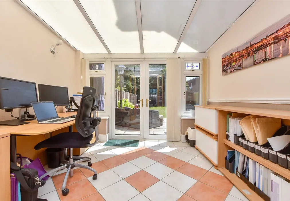 Conservatory - Northdown Road, Margate, Kent - Wards of Kent