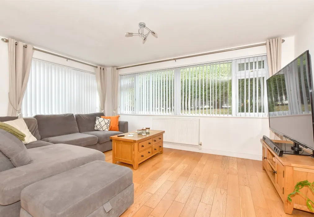 Lounge/ Diner - Enbrook Road, Sandgate, Folkestone, Kent - Wards of Kent