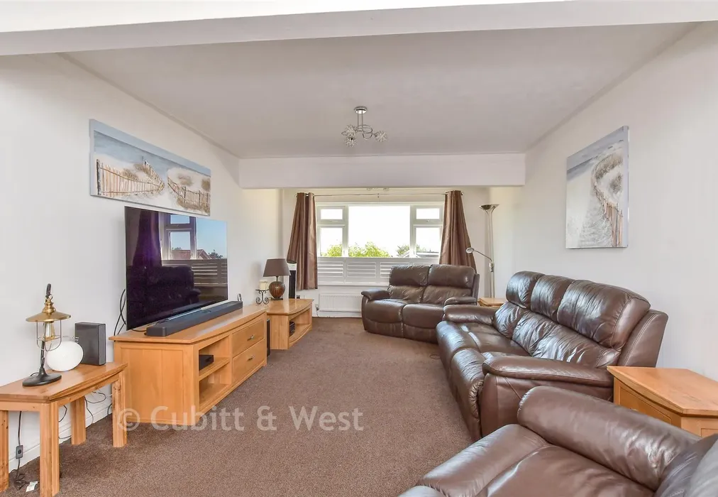 Lounge - Crescent Drive North, Woodingdean, Brighton, East Sussex - Wards of Kent