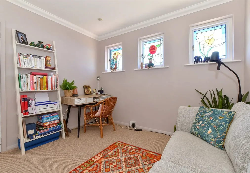 Bedroom 4 - Leeson Road, Ventnor, Isle of Wight - Wards of Kent