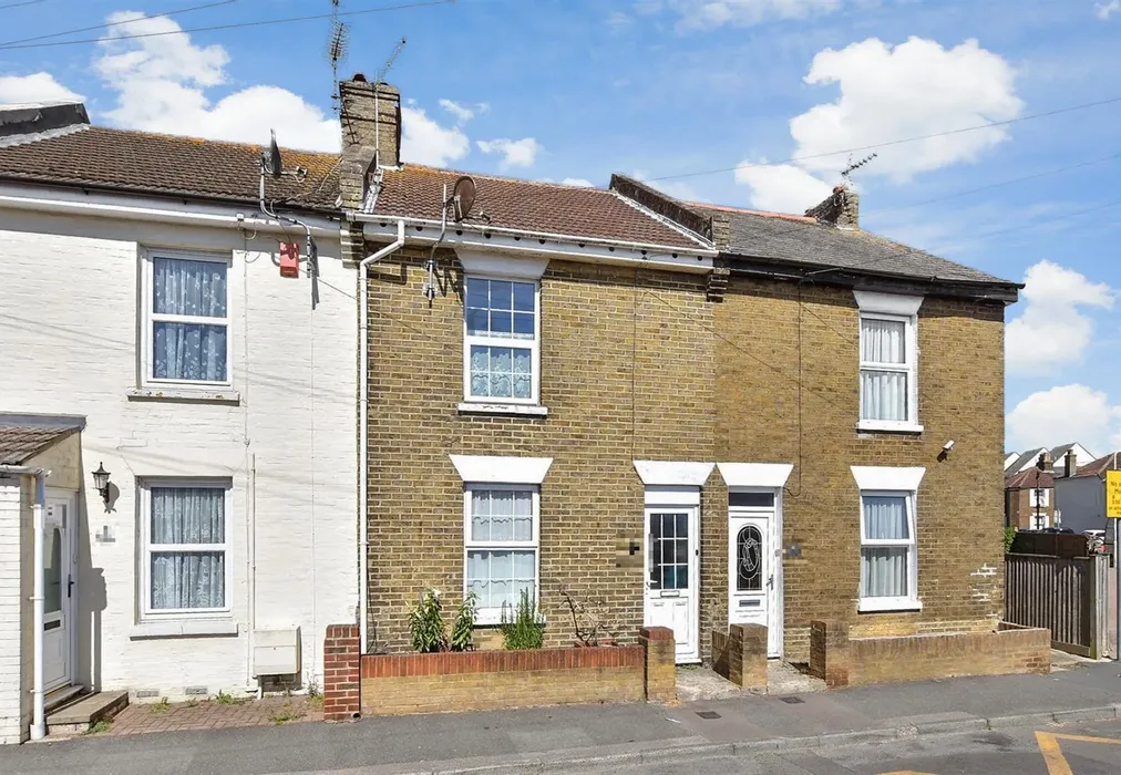 External (Web) - Golf Road, Deal, Kent - Wards of Kent