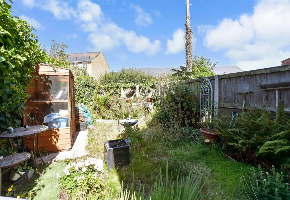 Rear Garden - Golf Road, Deal, Kent - Wards of Kent