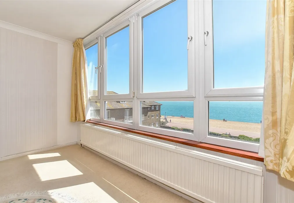 Internal Lifestyle Photograph - South Road, Hythe, Kent - Wards of Kent