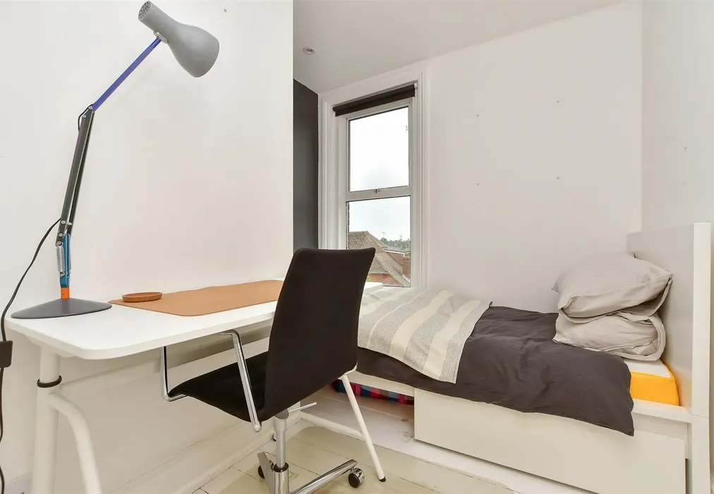 Bedroom 3 - Borstal Hill, Whitstable, Kent - Wards of Kent