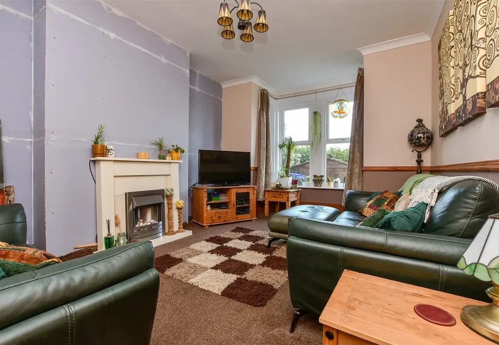 Lounge - Margate Road, Ramsgate, Kent - Wards of Kent