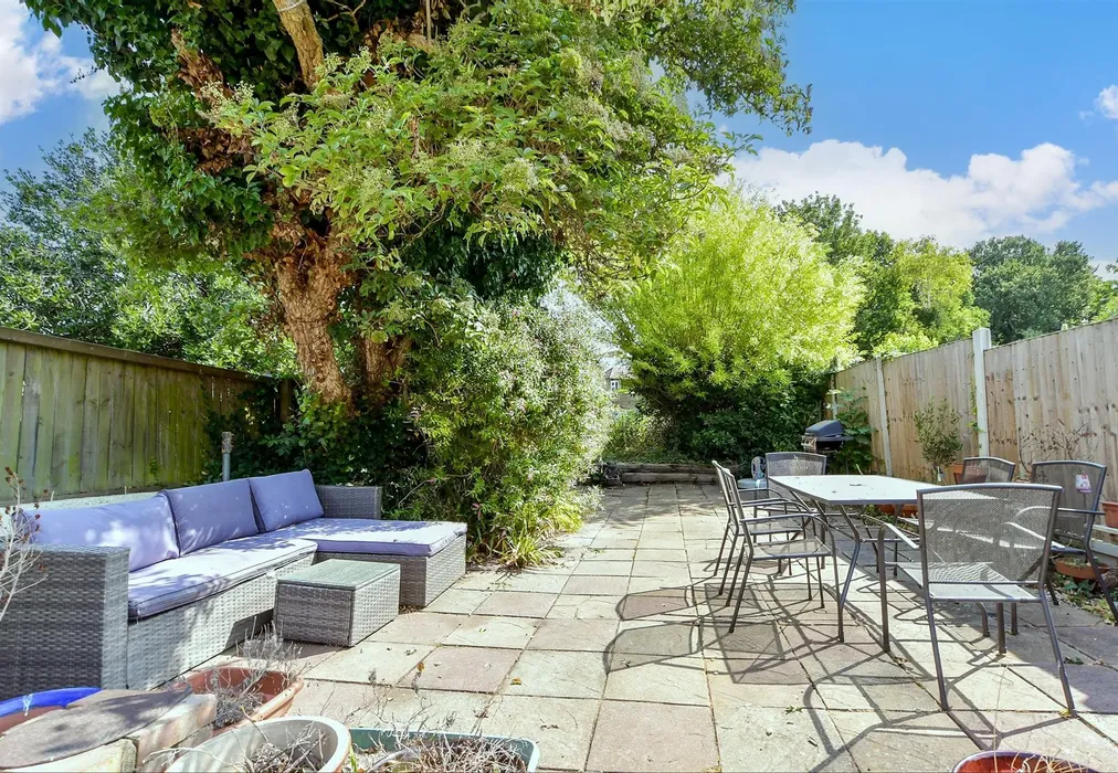 Patio / Decking - Margate Road, Ramsgate, Kent - Wards of Kent