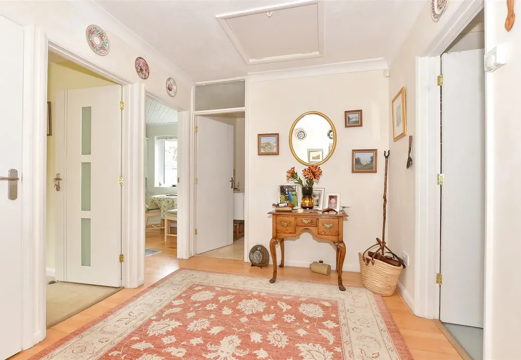 Entrance Hall - Bekesbourne Hill, Bekesbourne, Canterbury, Kent - Wards of Kent