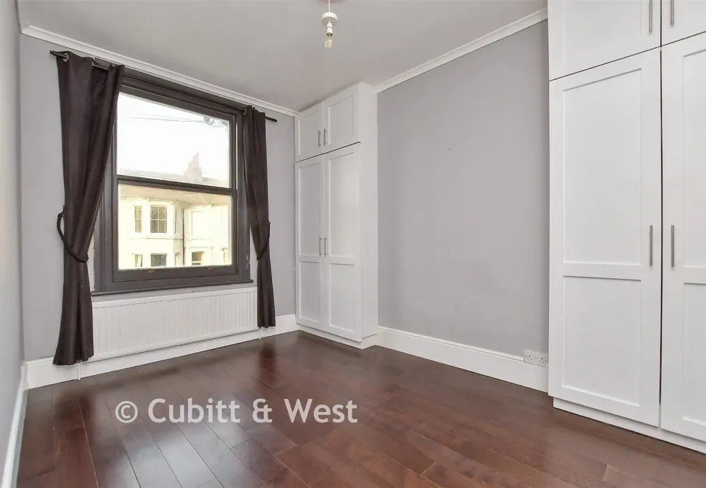 Bedroom - Grantham Road, Brighton, East Sussex - Wards of Kent