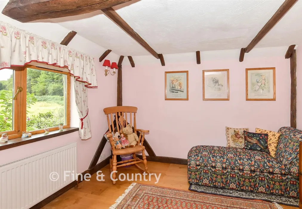 Bedroom 4 - Gillridge Lane, Crowborough, East Sussex - Wards of Kent