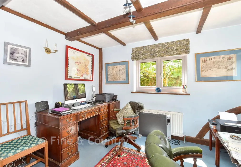 Study - Gillridge Lane, Crowborough, East Sussex - Wards of Kent