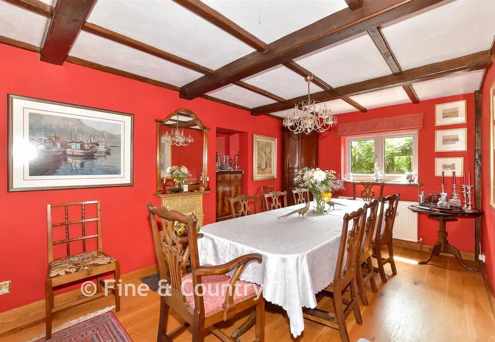 Dining Room - Gillridge Lane, Crowborough, East Sussex - Wards of Kent