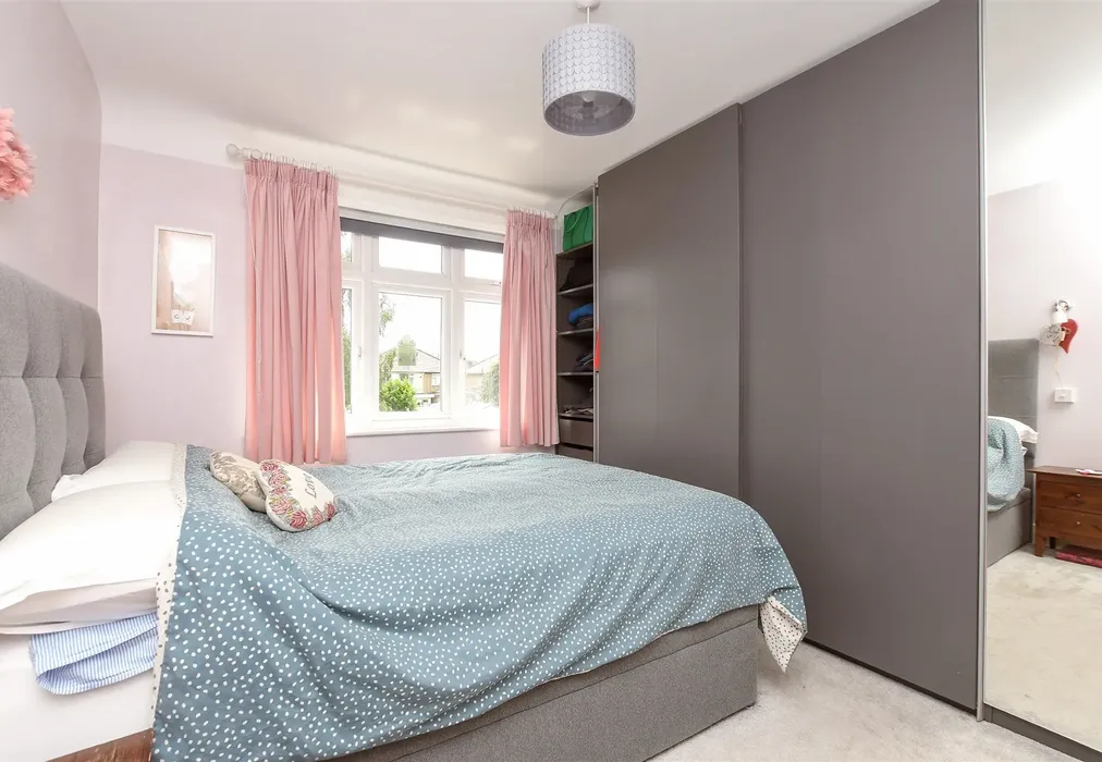Bedroom 2 - Dilston Road, Leatherhead, Surrey - Wards of Kent