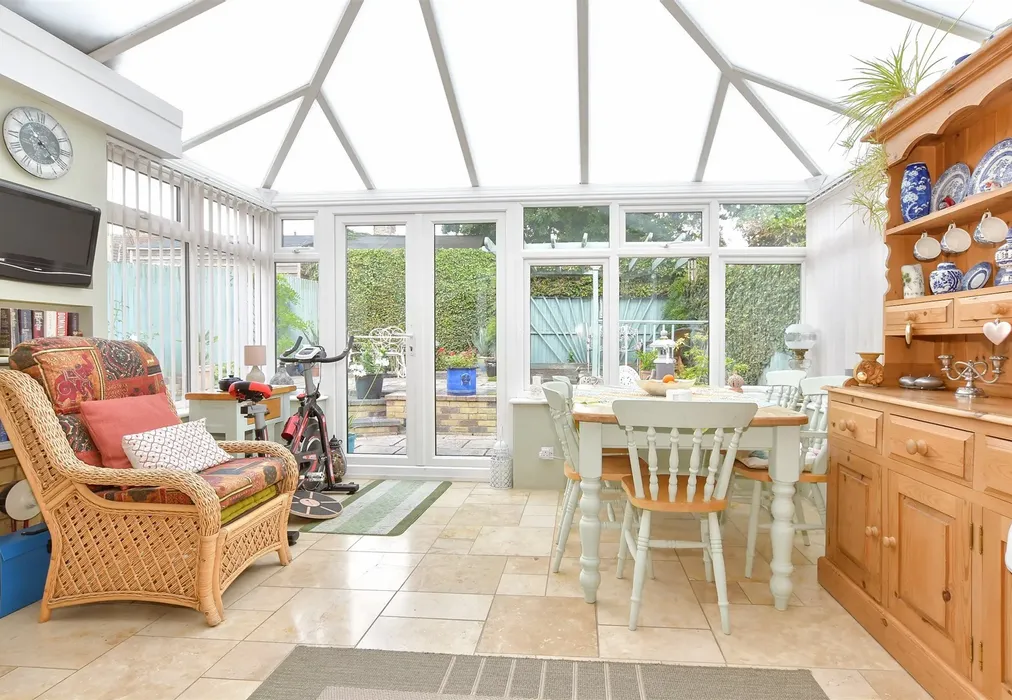 Conservatory - Lower Road, Teynham, Sittingbourne, Kent - Wards of Kent