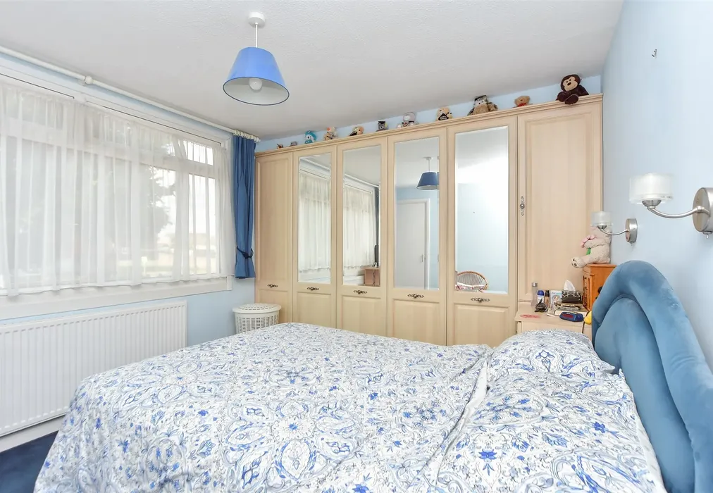 Bedroom 1 - Beechings Way, Rainham, Gillingham, Kent - Wards of Kent