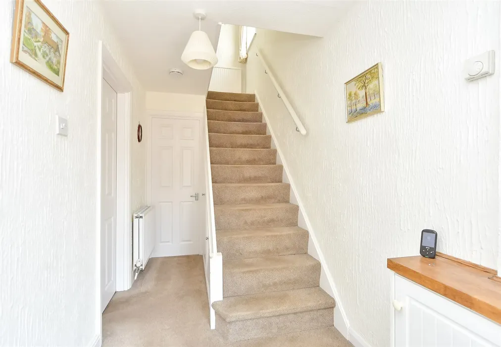 Entrance Hall - Beechings Way, Rainham, Gillingham, Kent - Wards of Kent