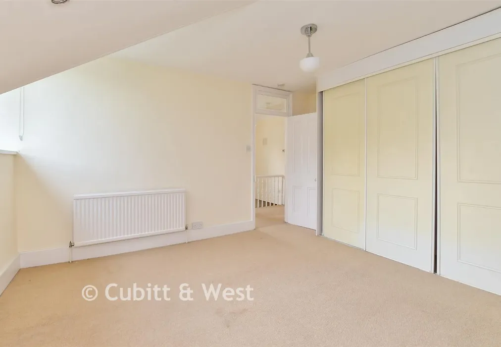 Bedroom 1 - Springfield Road, Brighton, East Sussex - Wards of Kent