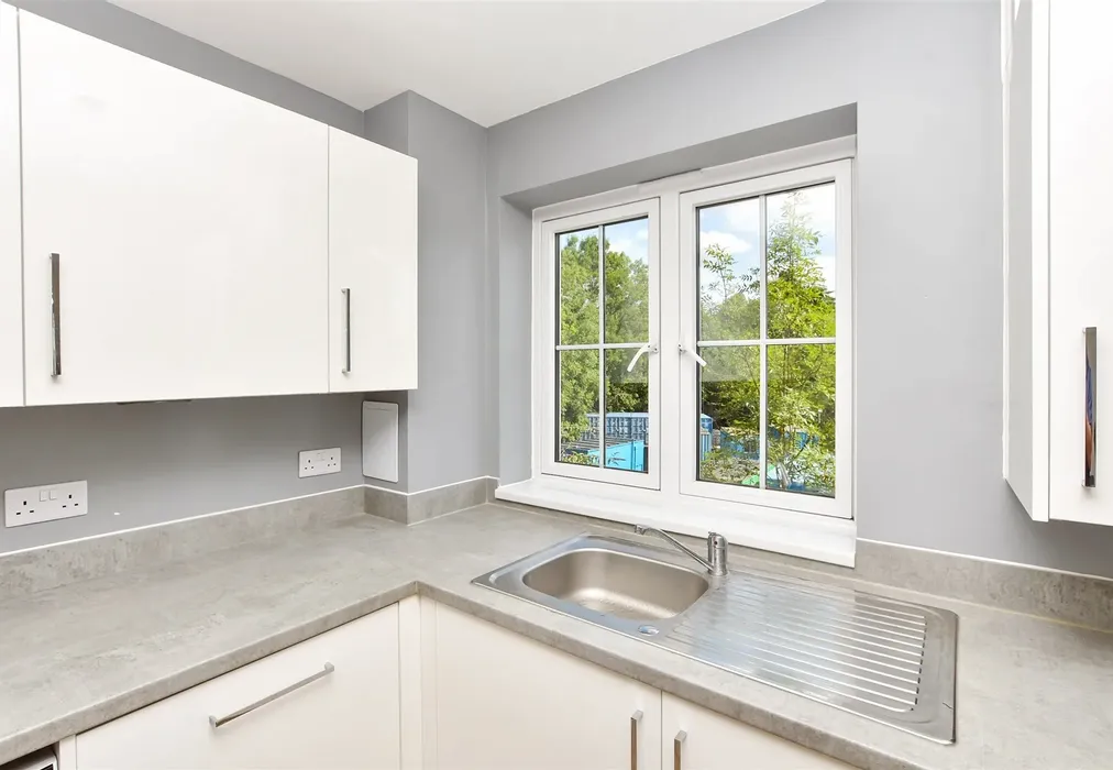 Kitchen/Lounge/Diner - Station Road North, Merstham, Redhill, Surrey - Wards of Kent