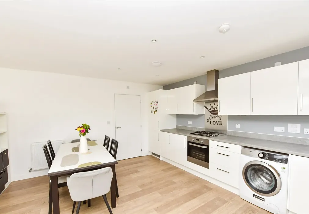 Kitchen/Lounge/Diner - Station Road North, Merstham, Redhill, Surrey - Wards of Kent
