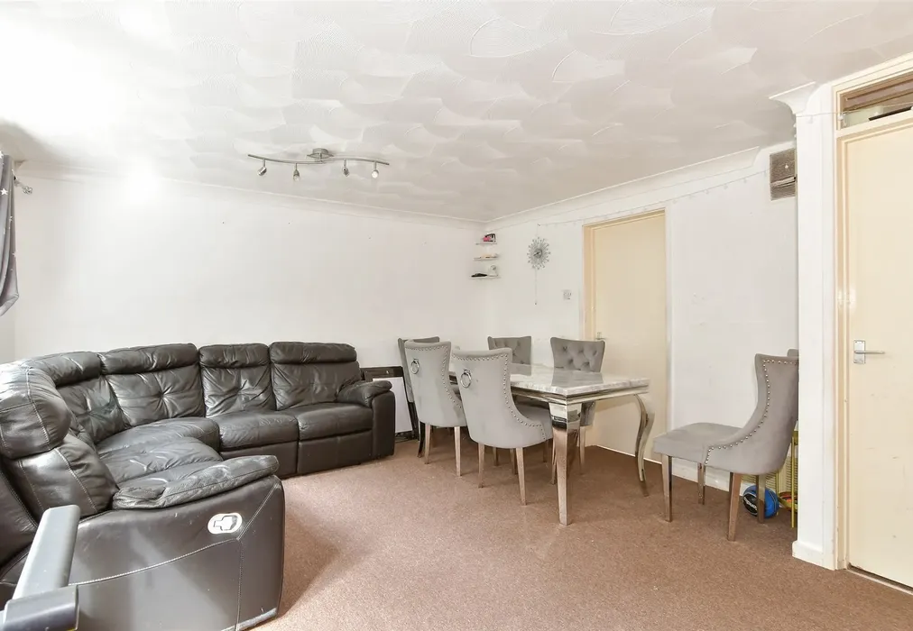 Lounge/Dining Room - Shipwrights Avenue, Chatham, Kent - Wards of Kent