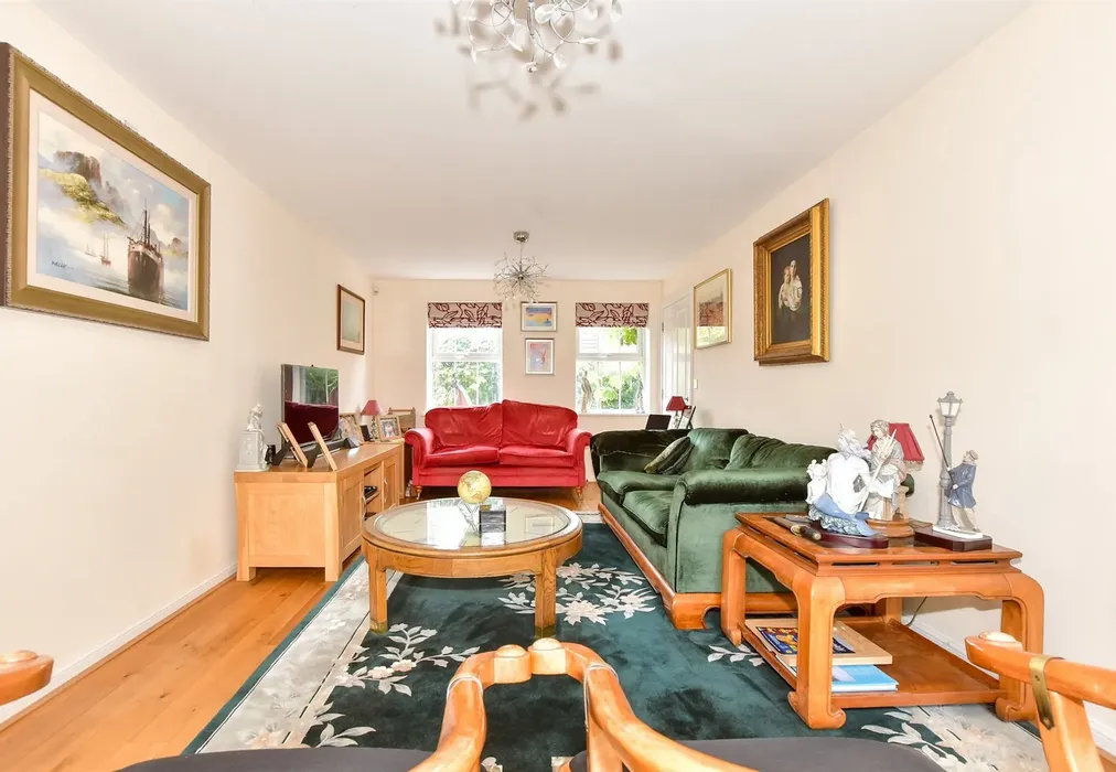 Lounge - Trunley Way, Folkestone, Kent - Wards of Kent