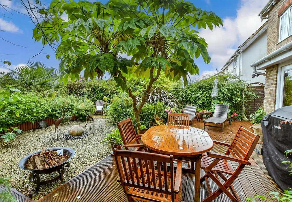 Patio / Decking - Trunley Way, Folkestone, Kent - Wards of Kent