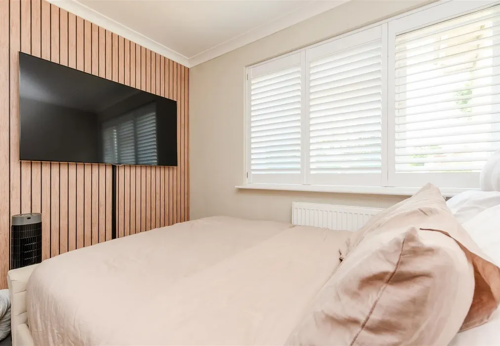 Bedroom 3 - Church Road, West Kingsdown, Sevenoaks, Kent - Wards of Kent