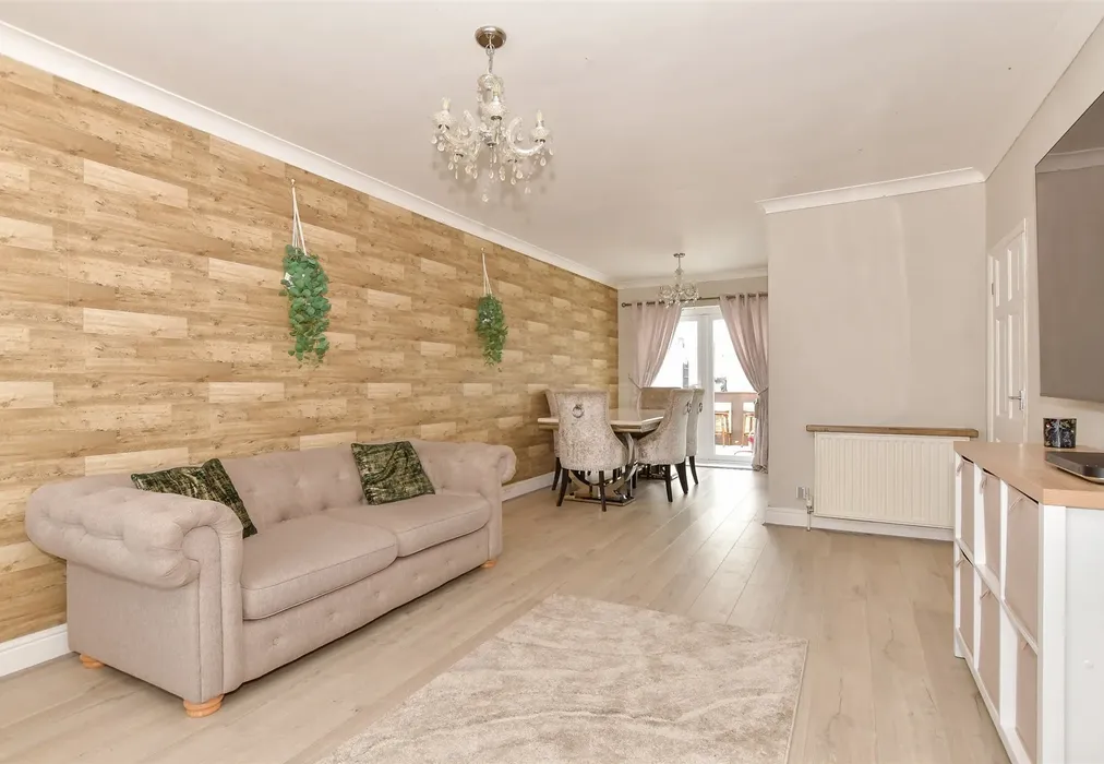 Lounge/Dining Area - Falcon Gardens, Minster On Sea, Sheerness, Kent - Wards of Kent
