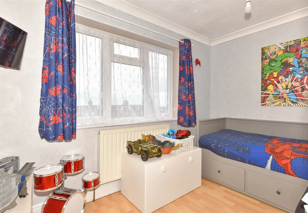 Bedroom 3 - Falcon Gardens, Minster On Sea, Sheerness, Kent - Wards of Kent