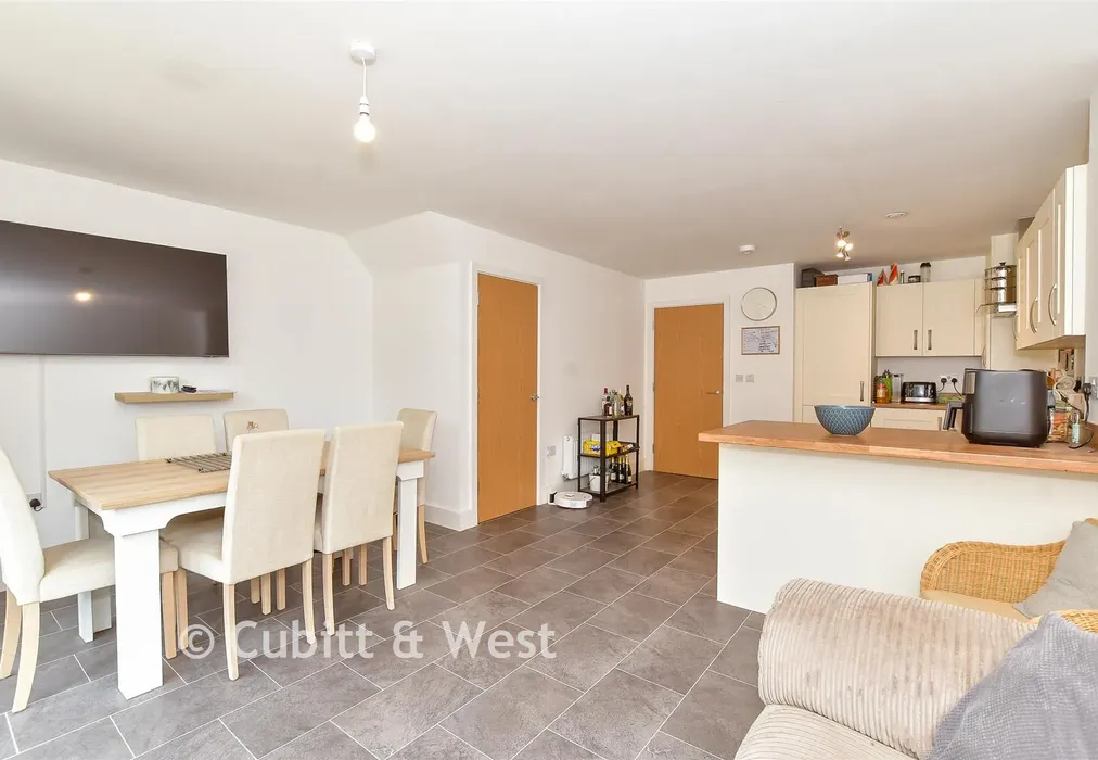 Kitchen/ Diner - Pinewood Way, Chichester, West Sussex - Wards of Kent
