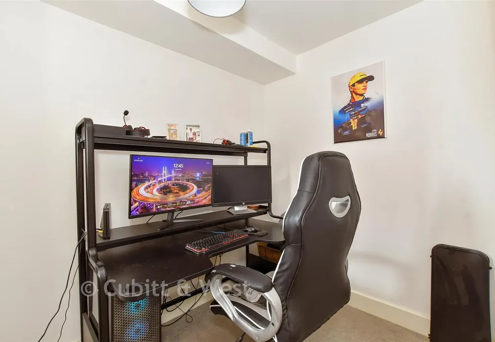 Study - Pinewood Way, Chichester, West Sussex - Wards of Kent