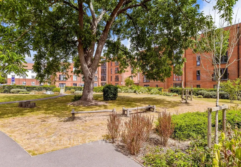Surrounding Area - Pinewood Way, Chichester, West Sussex - Wards of Kent