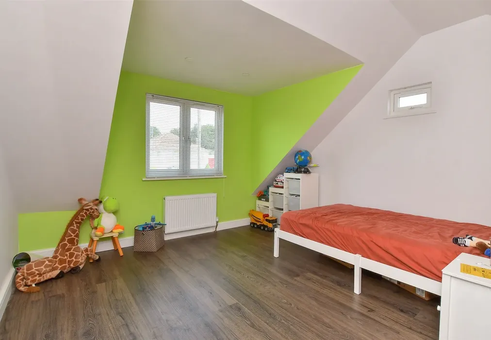 Bedroom 3 - Crescent Drive South, Woodingdean, Brighton, East Sussex - Wards of Kent