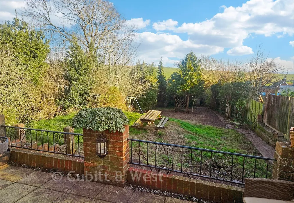 External Rear Garden - Crescent Drive South, Woodingdean, Brighton, East Sussex - Wards of Kent