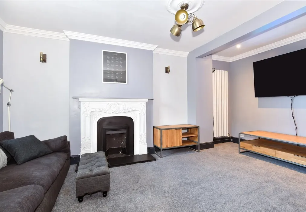 Lounge - Loose Road, Maidstone, Kent - Wards of Kent