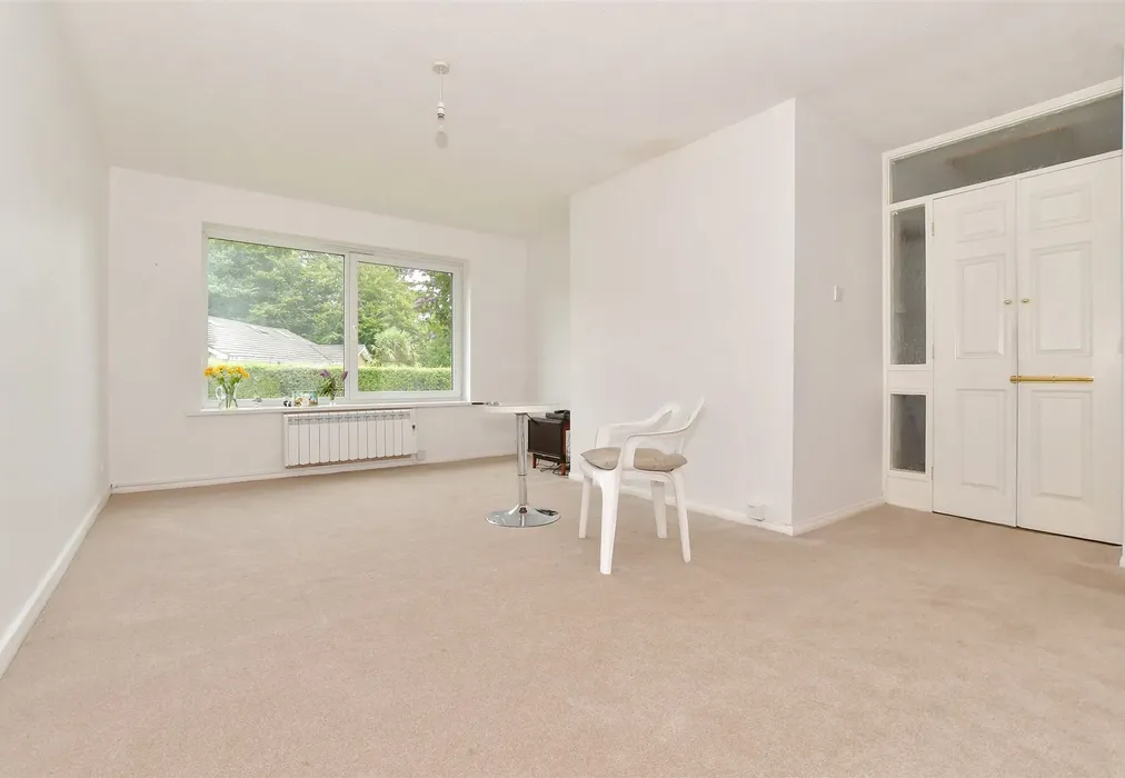 Lounge - Fern Close, Hawkinge, Folkestone, Kent - Wards of Kent